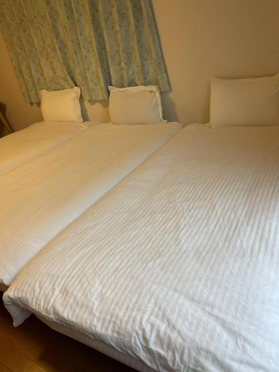 Honeys Guest House Tokyo Bagian luar foto